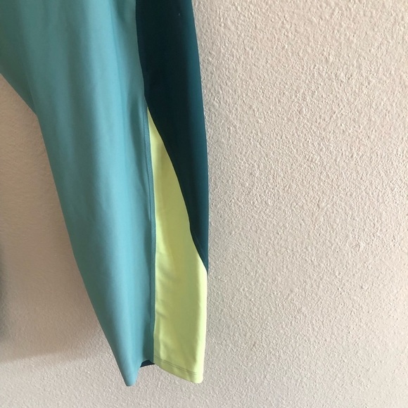 Old Navy High-Waisted PowerSoft ColorBlock 7/8 Compression Leggings Plus Size 4X - Picture 11 of 16